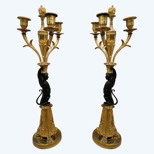 Coppia di candelabri con sfingi alate del periodo Impero-Consolato