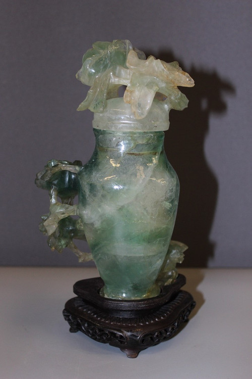 Vase Couvert En Fluorine à Décor De Fleurs , Asie 
