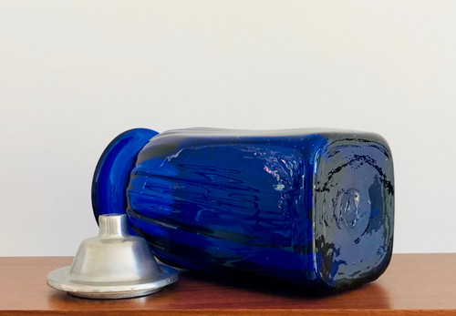 3 Apothekergläser aus kobaltblauem mundgeblasenem Glas und Aluminiumdeckeln, Italien