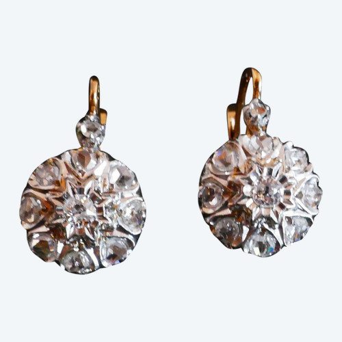 Boucles d'Oreilles Dormeuses Diamants taille ancienne.