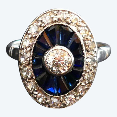 Bague Art Déco Diamants Et Saphirs Calibrés, Platine.