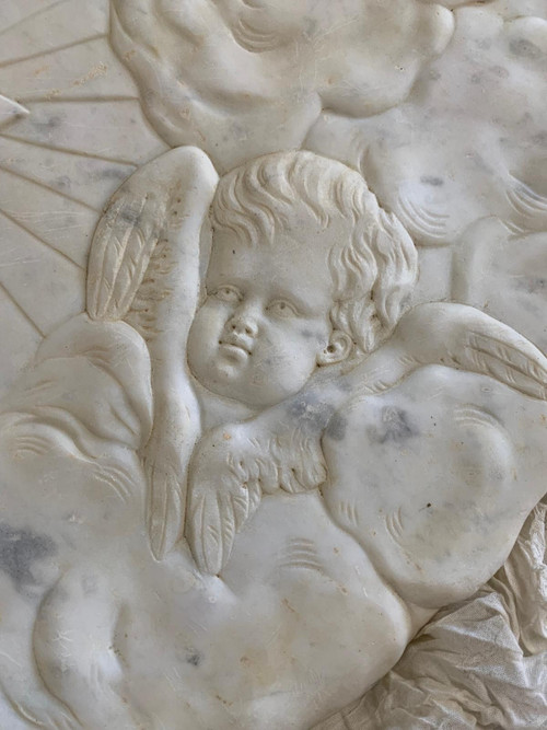 Flachrelief aus Marmor