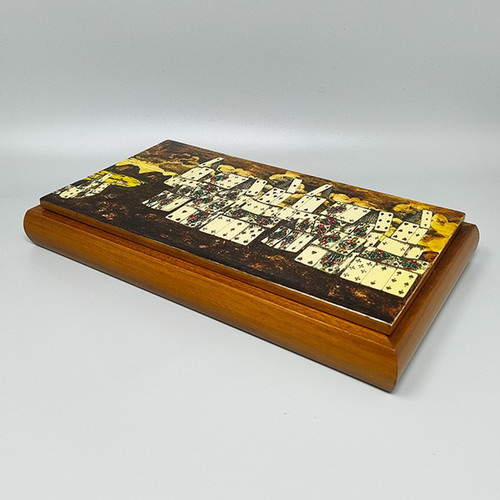 Wunderschöne Original-Spielkartenbox von Piero Fornasetti aus den 1970ern in ausgezeichnetem Zustand. Hergestellt in Italien