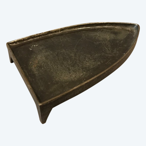 Antico cavalletto in ghisa del XIX secolo