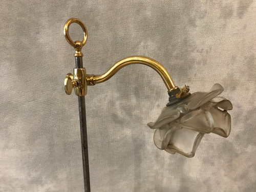 Height-adjustable 19th century iron and brass lamp