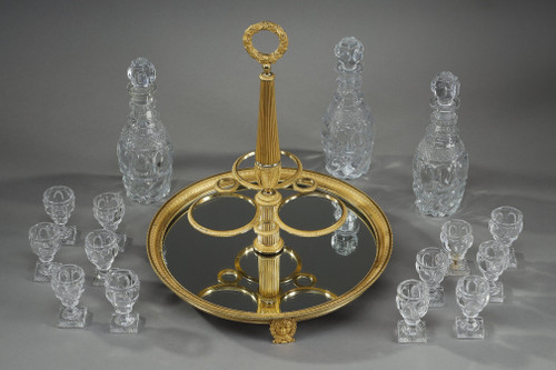 Servizio da liquore in bronzo dorato e cristallo molato del periodo Carlo X