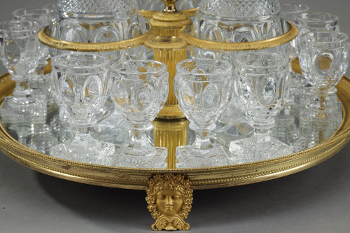 Servizio da liquore in bronzo dorato e cristallo molato del periodo Carlo X