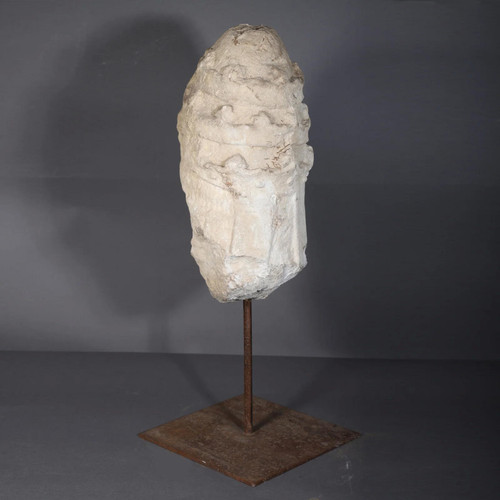 Figura di papa in pietra scolpita - Europa