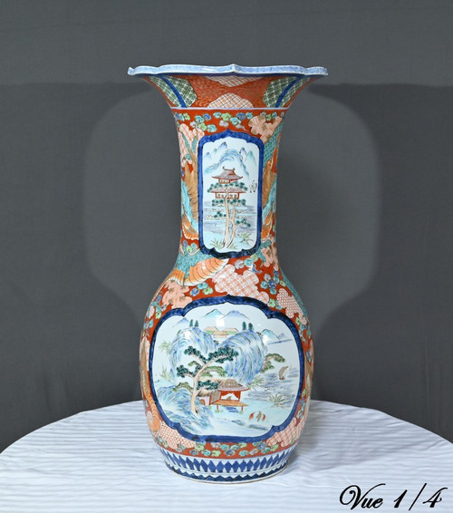 Importante vaso Arita, epoca Meiji, Giappone - Fine XIX secolo