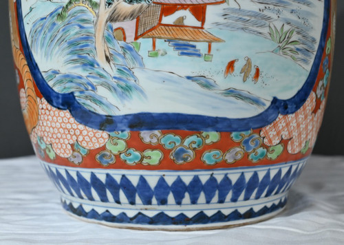 Importante vaso Arita, epoca Meiji, Giappone - Fine XIX secolo