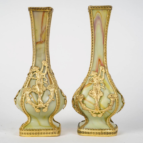 Une Paire De Petits Vases En Pâte De Verre Fin XIXè Siècle 