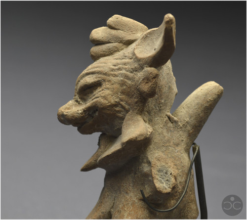 Messico, 450 - 750 d.C., cultura di Veracruz, fischietto rituale antropo-zoomorfo, terracotta