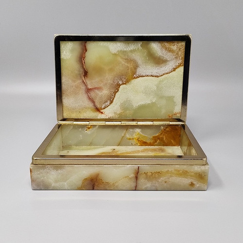 1960s Astonishing Box in Onyx. Made in Italy