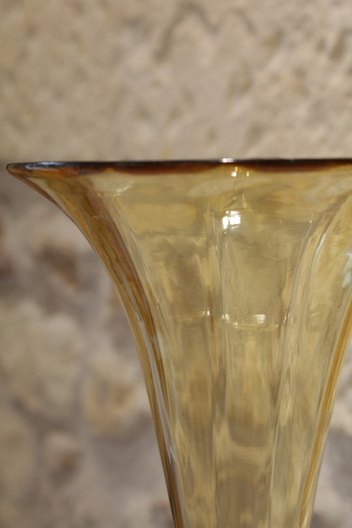 Yellow and blue glass vase from the Portieux crystal glassworks, late 19th century