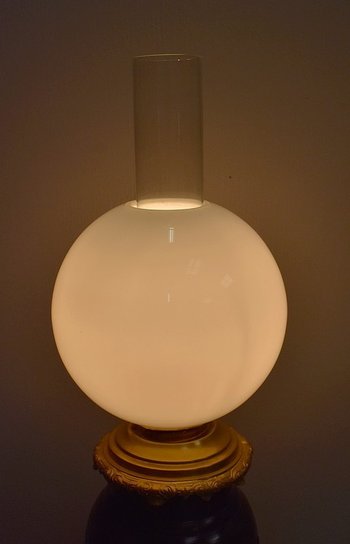 Paire de Lampes Asiatiques à Patine Brune - 1900
