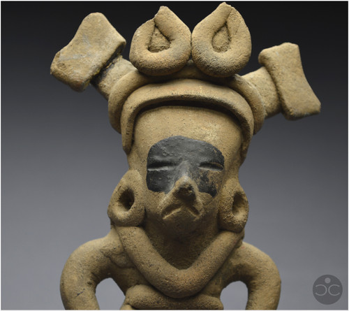 Messico, 450 - 750 d.C., Cultura di Veracruz, Fischietto rituale con figura di guerriero, Ceramica