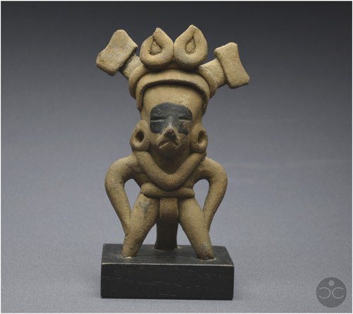 Messico, 450 - 750 d.C., Cultura di Veracruz, Fischietto rituale con figura di guerriero, Ceramica