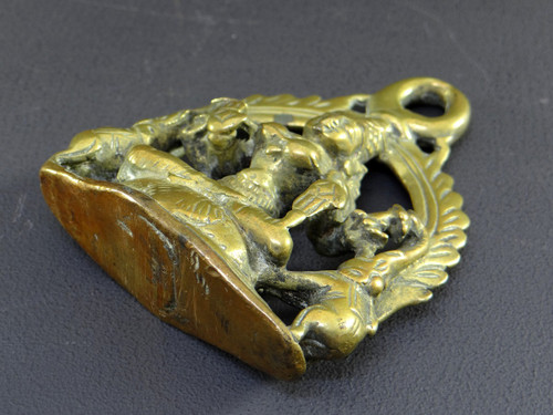 Inde, XIXème Siècle, Autel à Suspendre En Bronze Dédié à La Déesse Lakshmi Aux éléphants. 