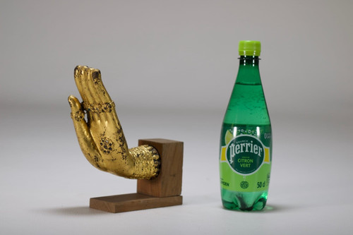 Mano di Buddha in bronzo dorato