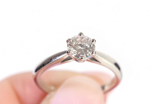 Anello solitario con diamante da 0,70 carati in oro 18 carati , anello solitario, matrimonio, diamante taglio brillante