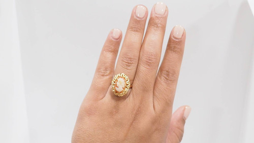 Anello vintage in oro giallo e cammeo