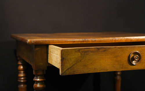 Small 19th century  Louis Philippe walnut table 