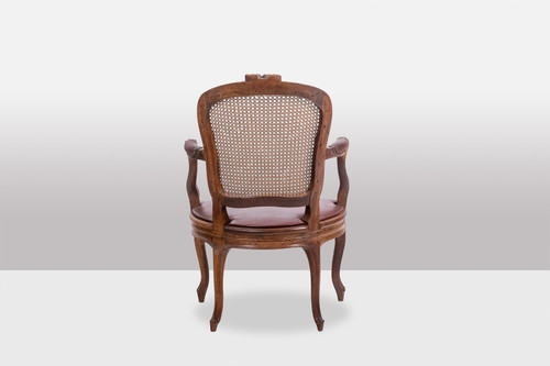 Pair of “cabriolet” armchairs in walnut and canework. Louis XV period. LS5209325/2750/4
