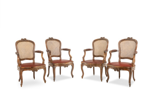 Pair of “cabriolet” armchairs in walnut and canework. Louis XV period. LS5209325/2750/4