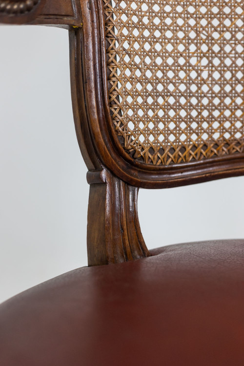 Pair of “cabriolet” armchairs in walnut and canework. Louis XV period. LS5209325/2750/4