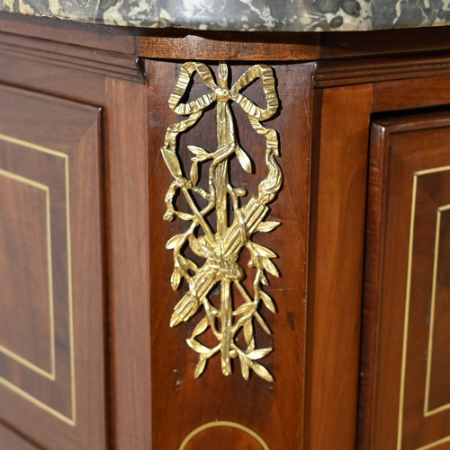 Rare Commode en Acajou, époque Louis XVI – 2ème Partie XVIIIe