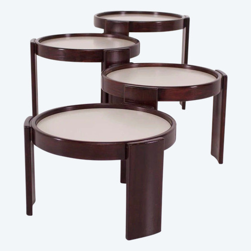 Reversible nesting coffee tables, Gianfranco Frattini, Cassina.