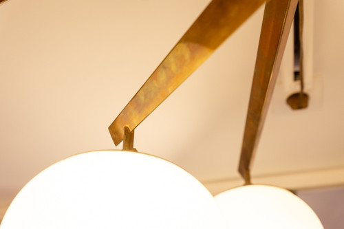Angelo Lelli. Chandelier in brass and opaline. Contemporary. LS54392108A
