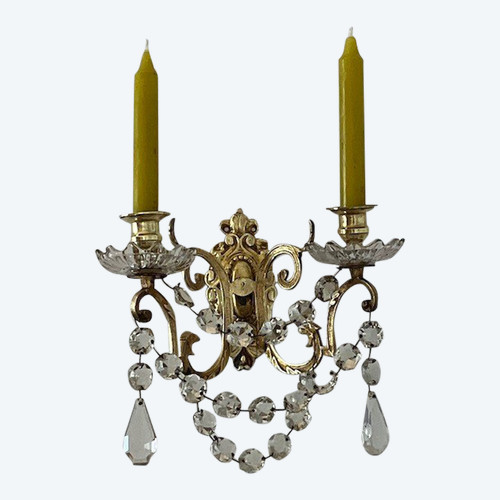 Schöne alte Wandleuchte aus vergoldeter Bronze und Portieux-Kristall aus der Zeit Napoleons III. um 1860