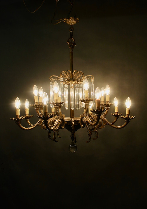 Lampadario in bronzo con 16 fari