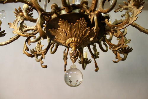 Lampadario in bronzo con 16 fari