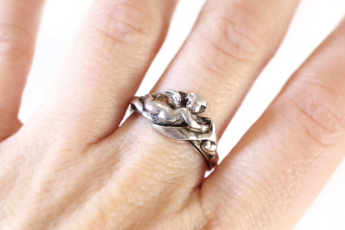 Fannière Frères angel ring in 18k gold and silver, Antique signed Fanniere frere ring, angel