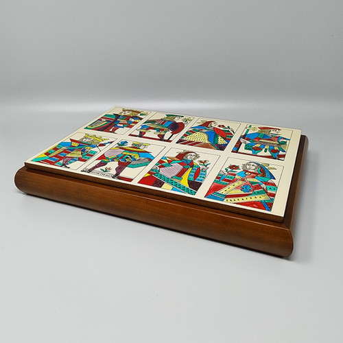 Scatola di carte da gioco originale degli anni '60 di Piero Fornasetti in ottime condizioni. Realizzata in Italia
