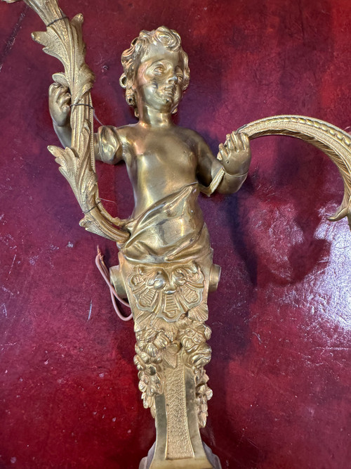 PAIR OF WALL SCONCES IN THE LOUIS XV STYLE