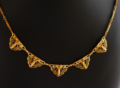 Collerette Motifs Papillons, Or Jaune 18 Carats.