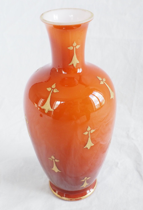 Baccarat: pair of orange and gold opaline vases - circa 1900