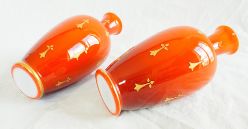 Baccarat: pair of orange and gold opaline vases - circa 1900