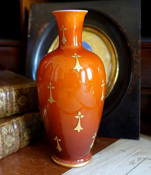 Baccarat: pair of orange and gold opaline vases - circa 1900