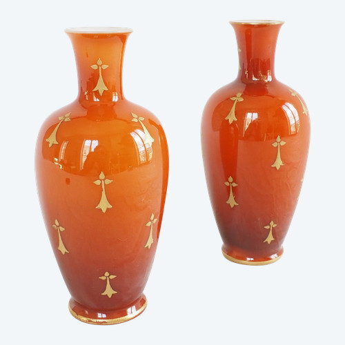 Baccarat: pair of orange and gold opaline vases - circa 1900