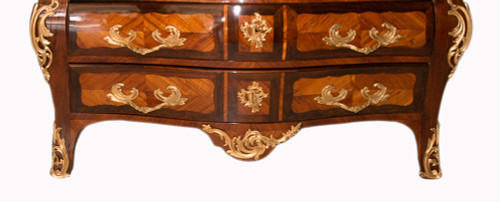 Commode D’époque Louis XV Estampillée L. Boudin 