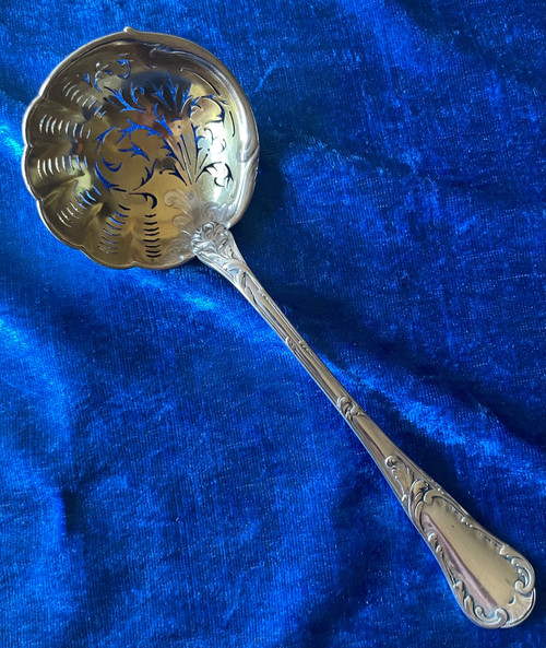 2 Christofle serving pieces.
