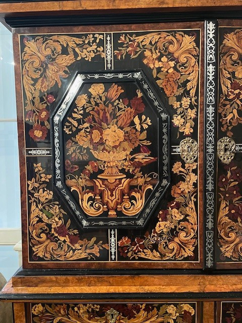 Meuble En Deux Corps d'époque Louis XIV Et Attribué A Thomas Hache