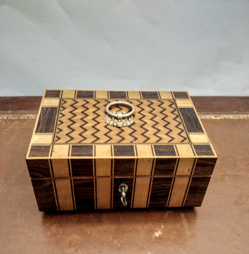 Inlaid box