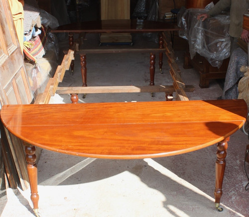 Banketttisch mit 8 Beinen Jacob Massiv Mahagoni 4m70