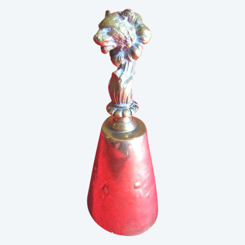 Campana da caccia in bronzo del XIX secolo con testa di lupo