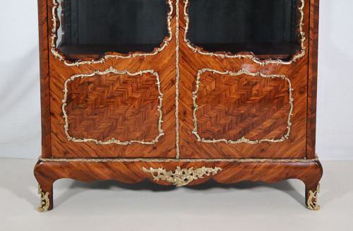 Violet wood display case, Napoleon III period